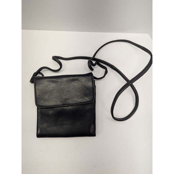 Hobo International Handbags - Vintage Hobo International Small Black Smooth Leather Organizer Crossbody Bag